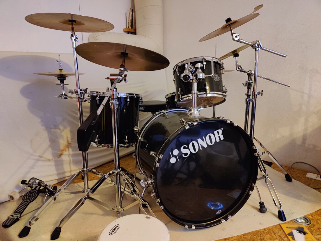 Schlagzeug Sonor 507 popular mit Cast Becken 20 Zoll