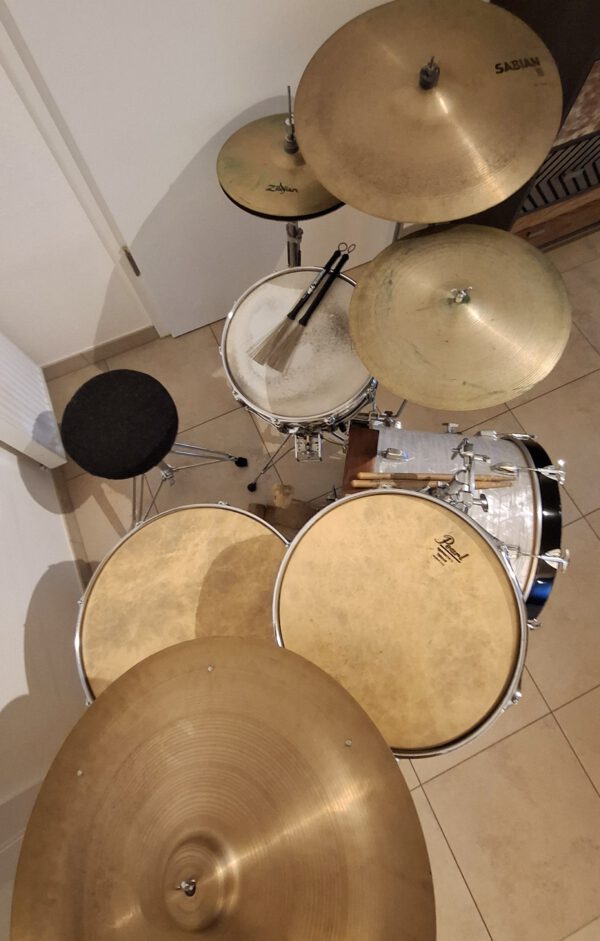 LUDWIG Classic Maple Drumset + LUDWIG Super Sensitive Snaredrum + div. Becken, Kofferset etc. – Bild 3